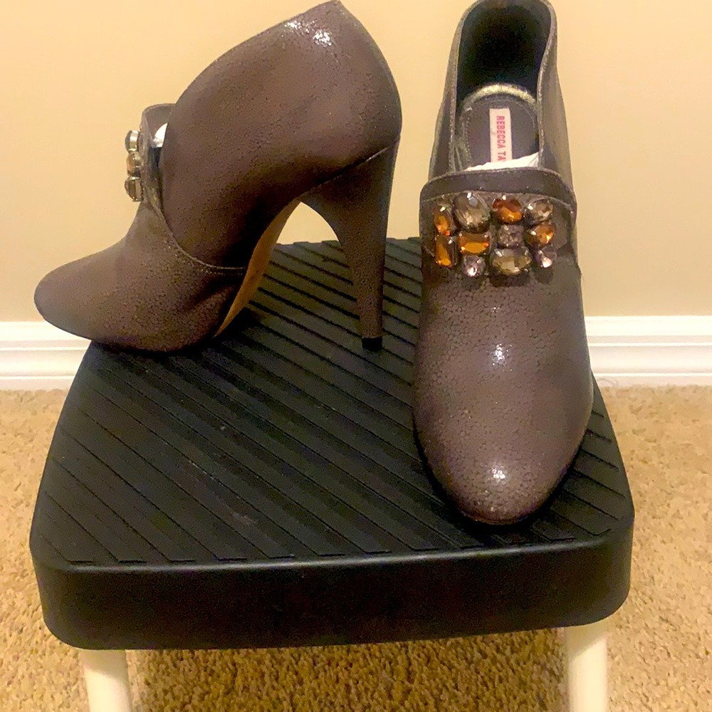 REBECCA TAYLOR RARE LEATHER Taupe ankle bootie embellished top US 7.5